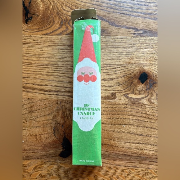 1 Vintage Christmas Taper-10 inch- white with green and red holly leaves & berry - Picture 4 of 9